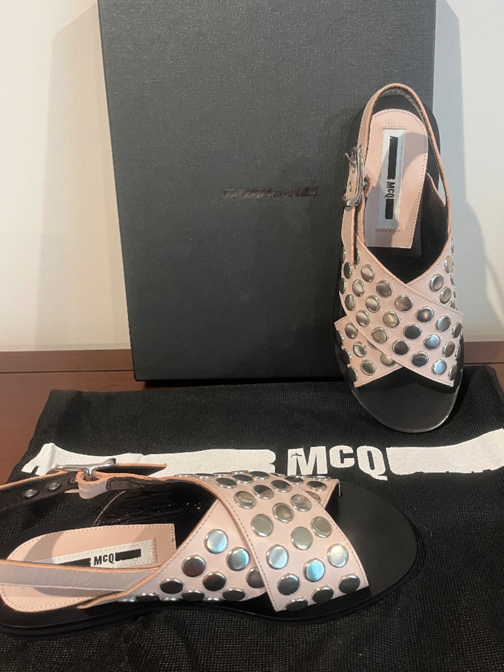 NEW McQ Alexander McQueen Women Sundance Stud Leather Sandals Made in Italy